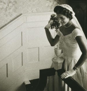 John F. Kennedy wedding:  Jackie throwing the bouquet 1953
